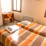 Hostel Domus Clugiae - Residenza D'epoca *