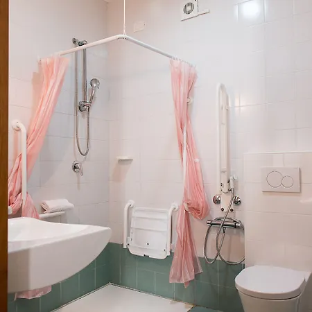 Auberge de jeunesse Domus Clugiae - Residenza D'epoca