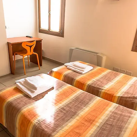 Albergue Domus Clugiae *