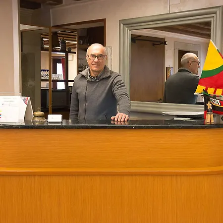 旅馆 Domus Clugiae *