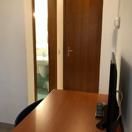 旅馆 Domus Clugiae